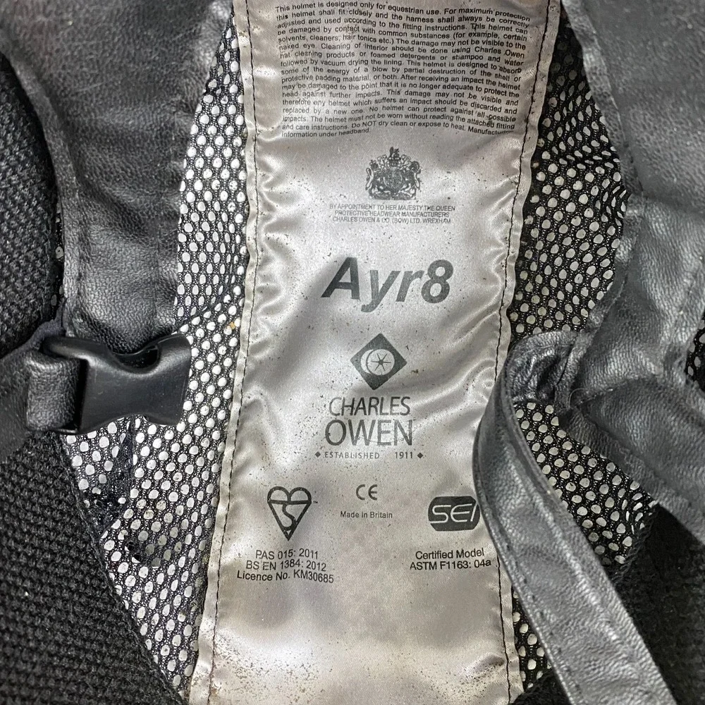 Charles Owen Ayr 8 Riding Helmet Black & Silver Size 7 57 cm Used READ - Picture 10 of 13